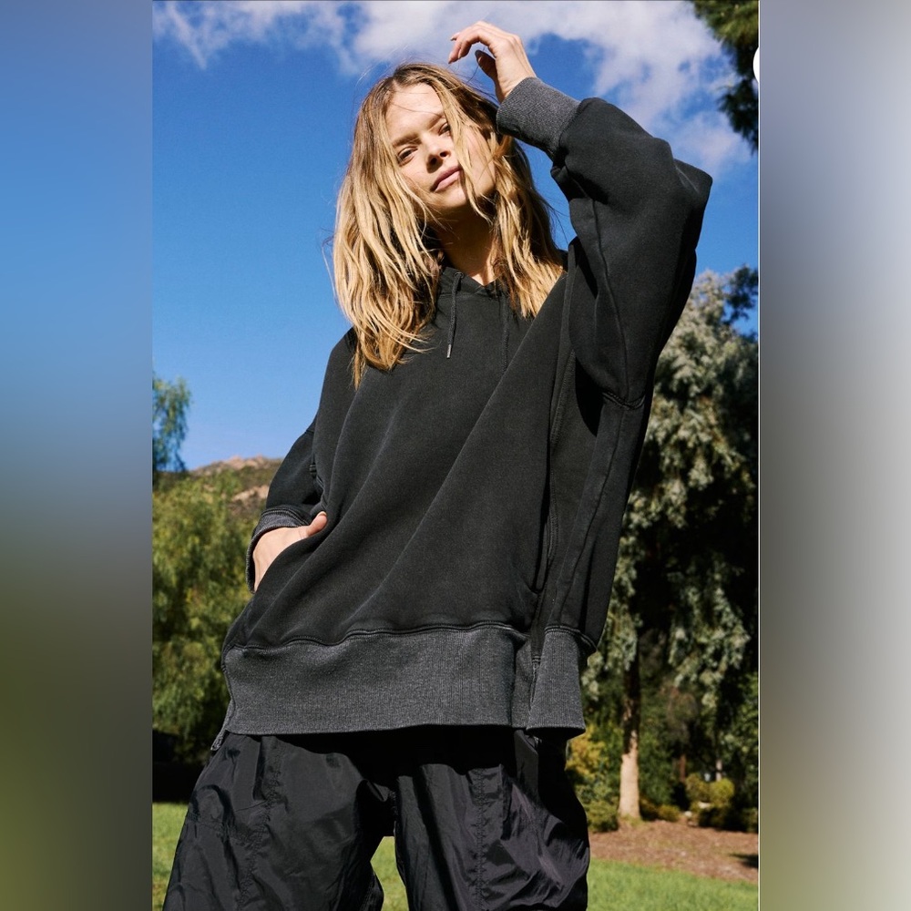 Free People🏴‍☠️Sprint to the Finish Hoodie New With Tags💎XS Black